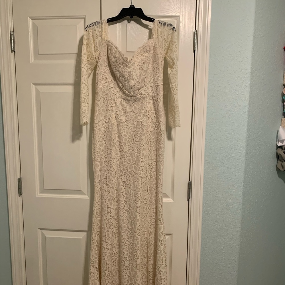 Ivory Lace Maxi Dress with Long Sleeves
